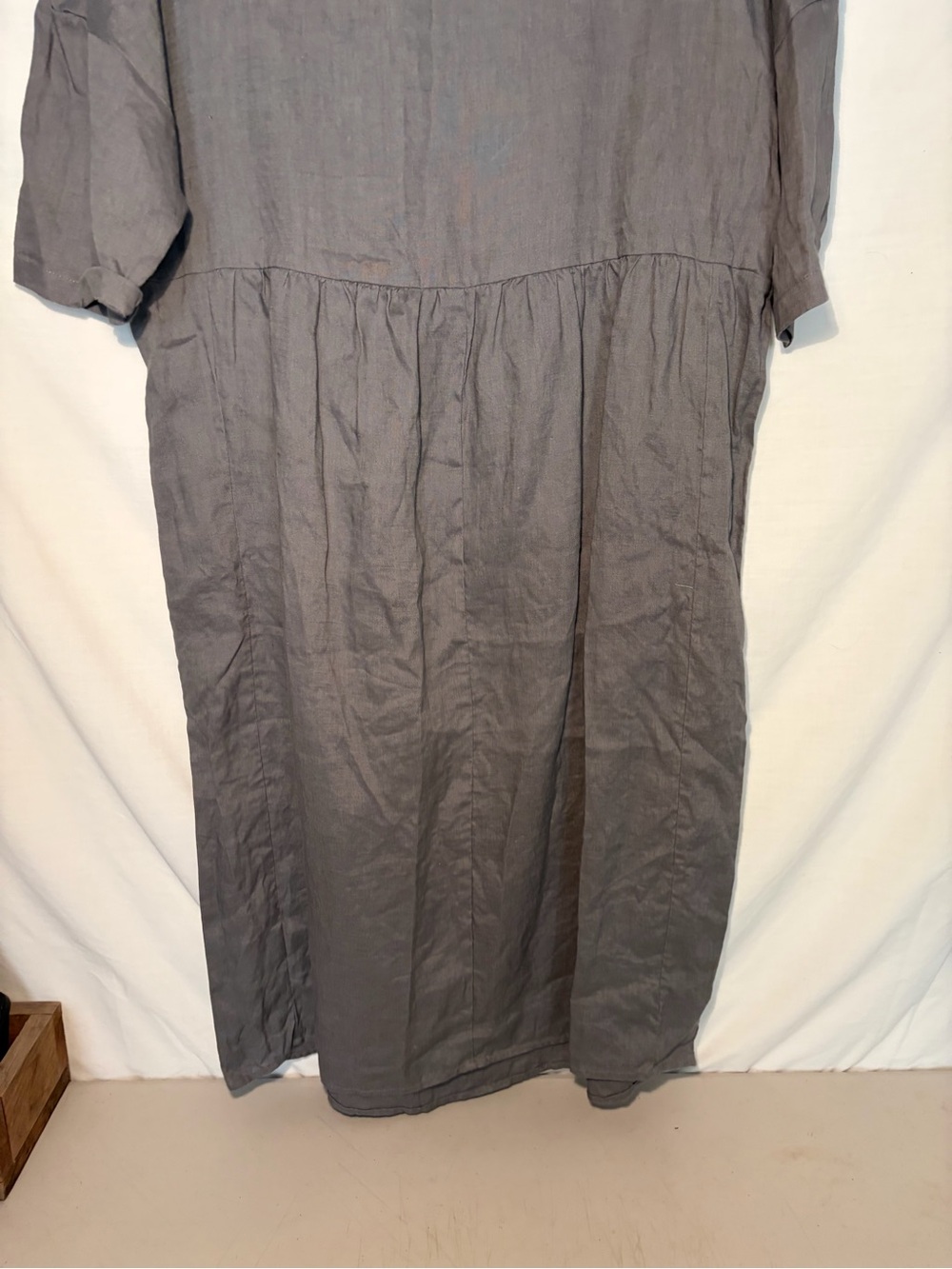 LINTICO Relaxed Short-Sleeve Gray Midi Dress size small 100% linen - Picture 6 of 9